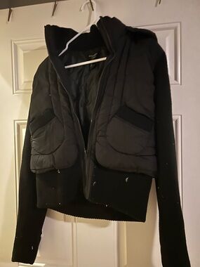 Guess hooded puffer jacket